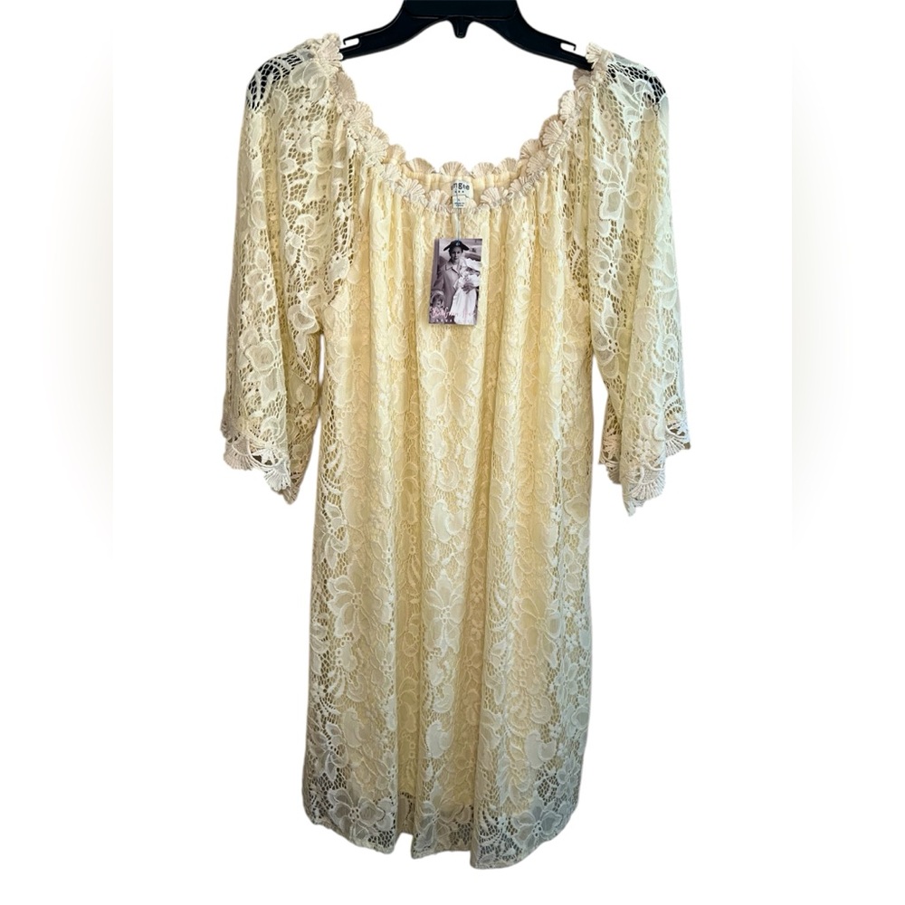 Umgee women’s size L lace off the shoulder dress NWT